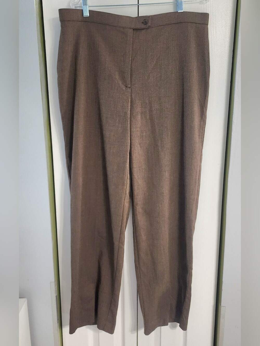 JM Collection Textured Earth-Tone Workwear Slacks with Button Closure Size 16